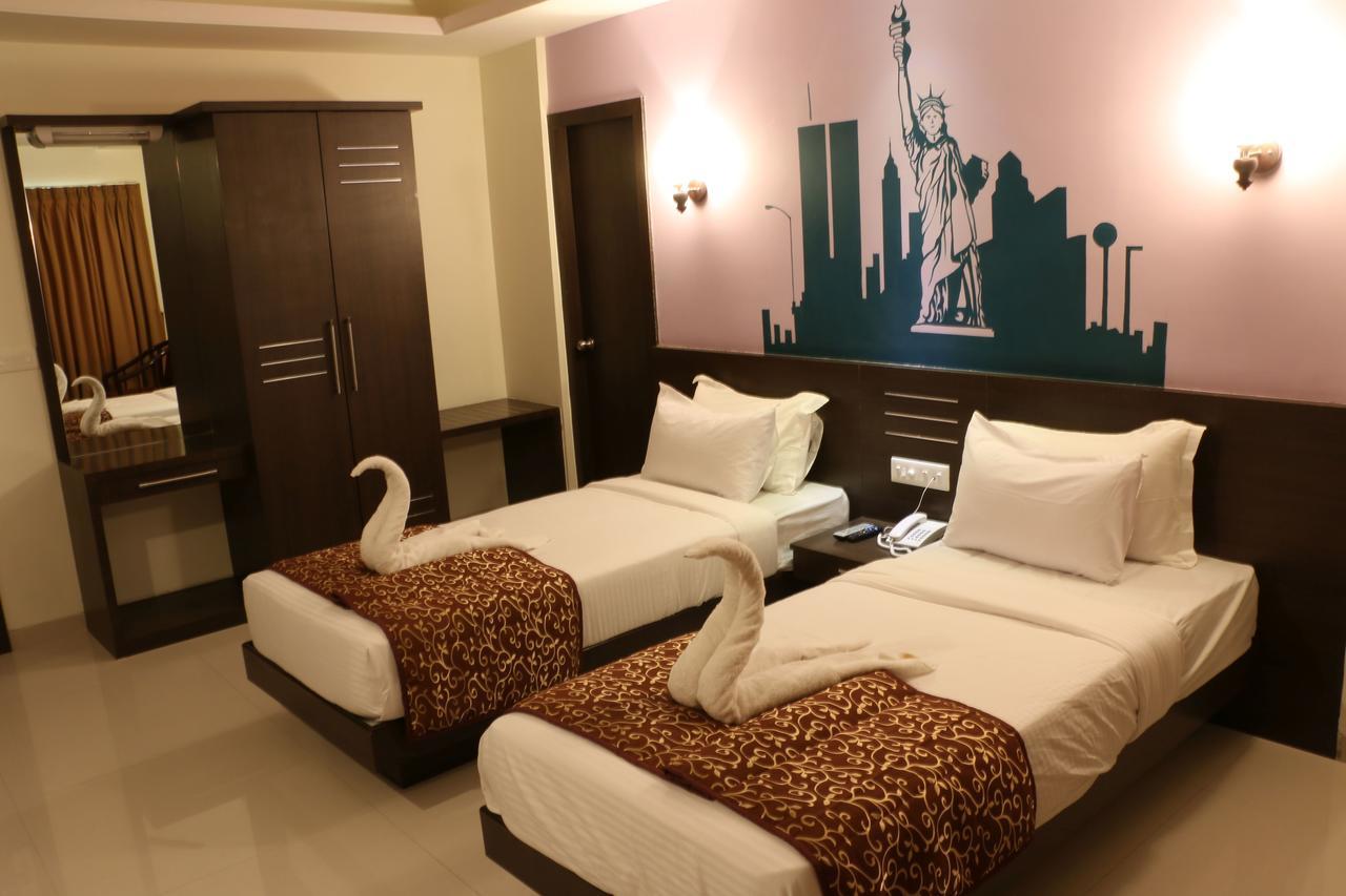 Hotel Reevanta Daman Exteriér fotografie